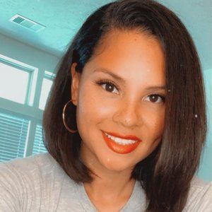 Meet your Posher, Toni